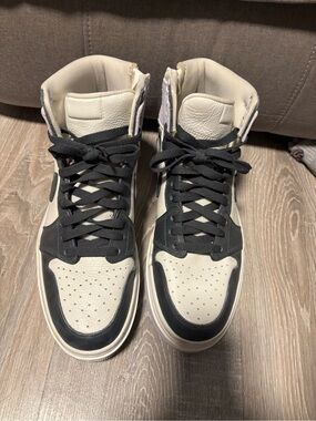 Air Jordan 1 Elevate High- Skyline